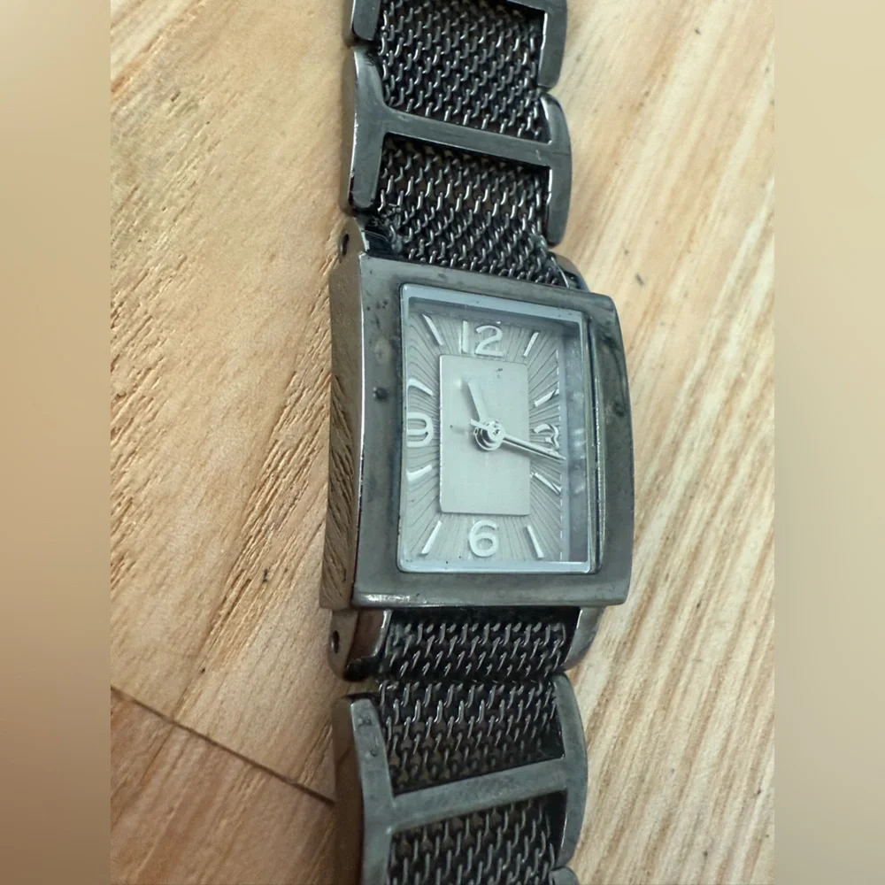 Fossil f2 ladies metallic gunmetal gray watch NEW BATTERY